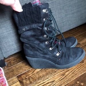 Cute roxy wedges!🖤🖤